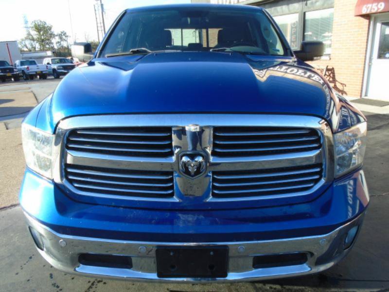 Used 2015 RAM 1500 4x4 Crew Cab Big Horn image 7
