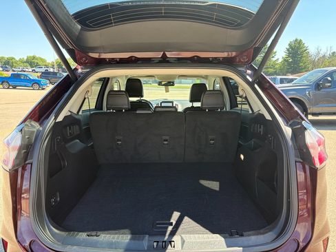 Used 2024 Ford Edge SEL w/ Convenience Package AWD/4WD image 8