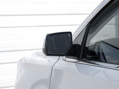 Used 2018 GMC Yukon SLT w/ Open Road Package image 38