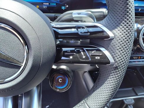 New 2025 Mercedes-Benz GLA 35 AMG 4MATIC image 16