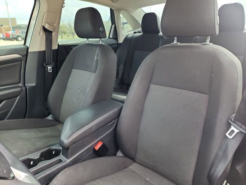 Used 2019 Volkswagen Jetta S w/ Driver Assistance Package image 11