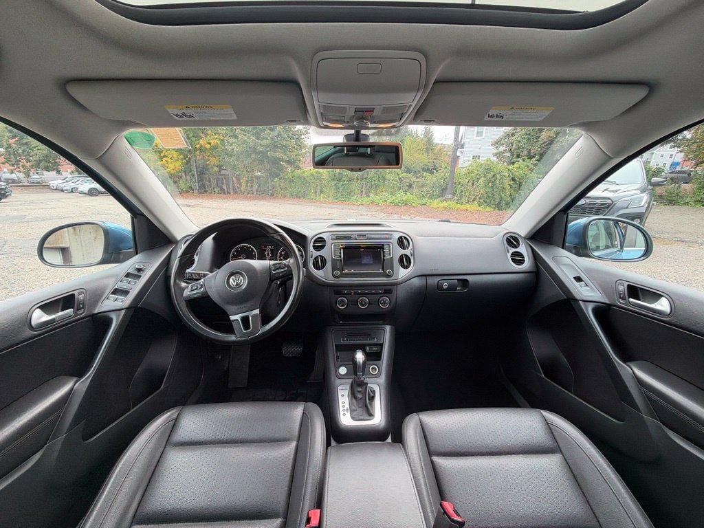Used 2017 Volkswagen Tiguan Wolfsburg Edition AWD/4WD image 22