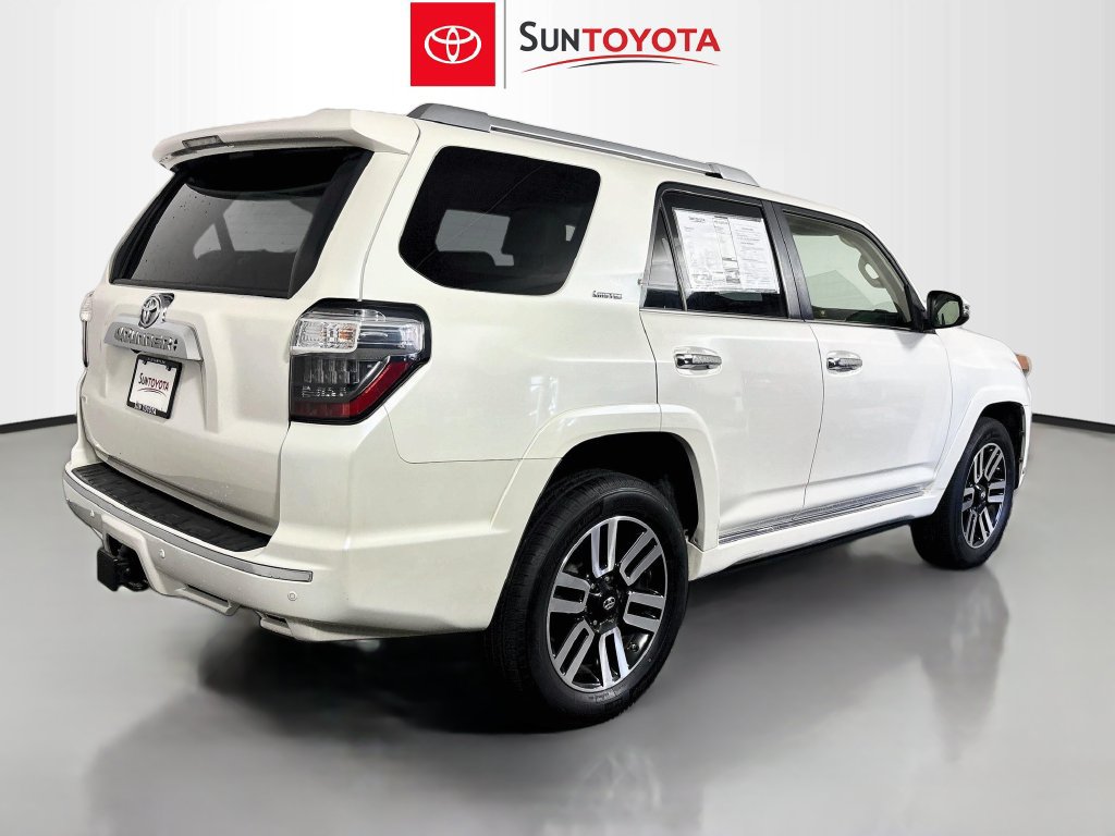 Used 2018 Toyota 4Runner Limited AWD/4WD image 3