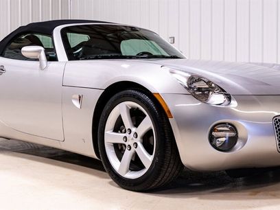 Used 2006 Pontiac Solstice Convertible w/ Premium Package