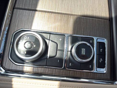 Used 2023 Ford Expedition Max Limited AWD/4WD image 15
