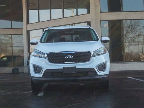 Used 2016 Kia Sorento LX image 7