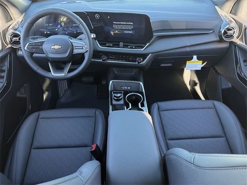 New 2026 Chevrolet Equinox LT image 10