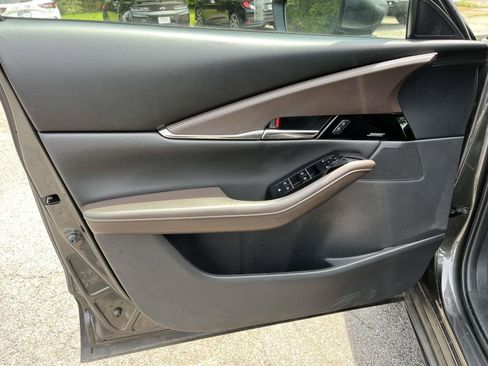 Used 2024 MAZDA CX-30 AWD 2.5 S w/ Premium Package image 16