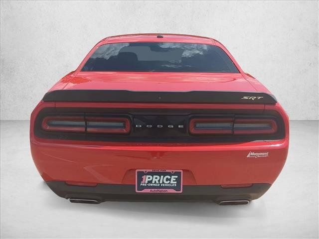 Used 2018 Dodge Challenger R/T w/ Driver Convenience Group RWD image 7