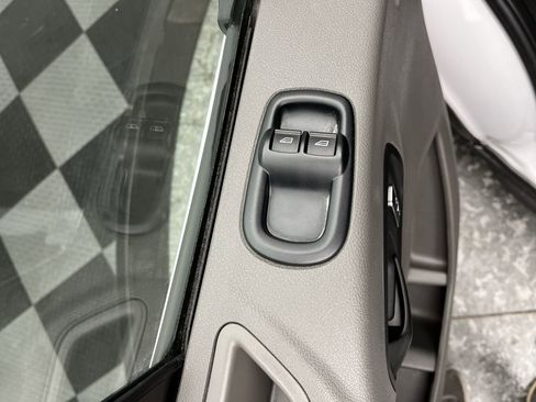 Used 2024 Ford Transit 350 XLT image 8