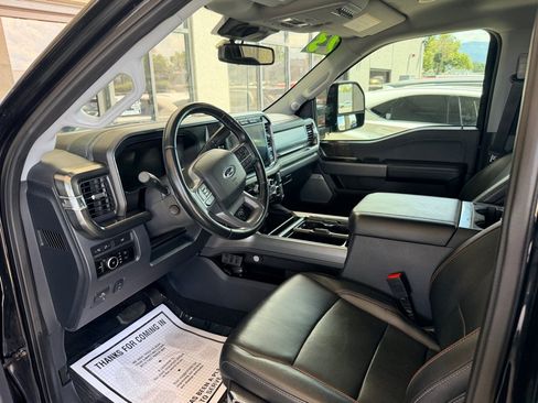 Used 2023 Ford F250 Lariat w/ Lariat Ultimate Package AWD/4WD image 10