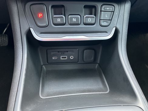 Used 2019 GMC Terrain SLT w/ Preferred Package FWD image 18