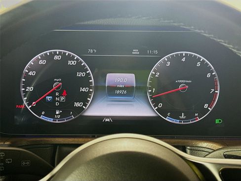 Used 2024 Mercedes-Benz G 550 image 3