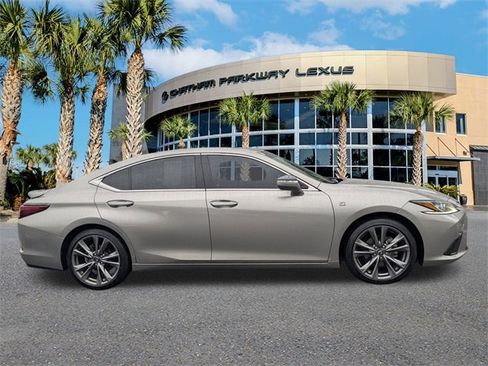 Used 2019 Lexus ES 350 F Sport image 3