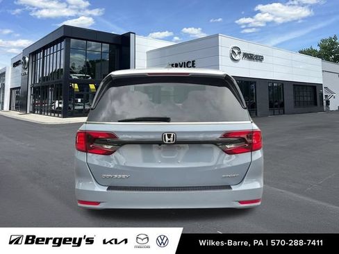 Used 2023 Honda Odyssey Sport image 10