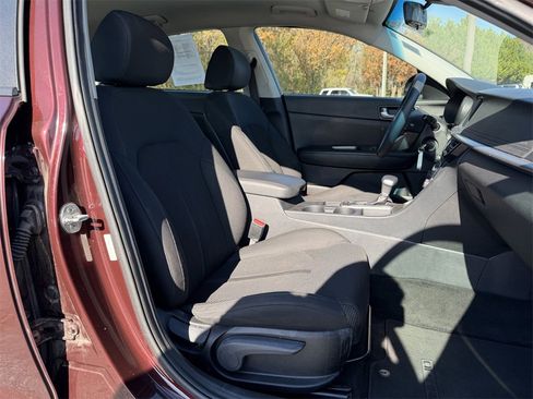 Used 2019 Kia Optima LX image 13