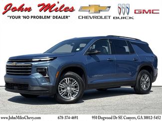 Used 2025 Chevrolet Traverse LT FWD video 1