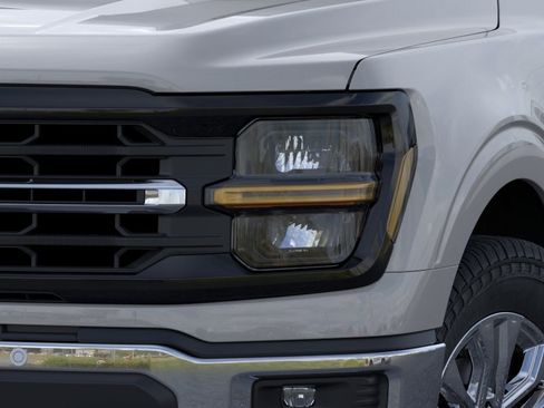 New 2026 Ford F150 XLT w/ Equipment Group 302A MID AWD/4WD image 18