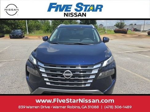 Used 2024 Nissan Rogue SL w/ SL Premium Package AWD/4WD image 2