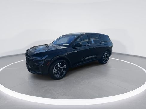 Used 2025 Lincoln Nautilus Premier w/ Jet Appearance Package image 4