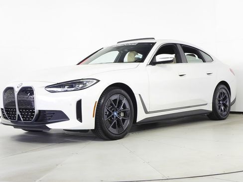 Certified 2023 BMW i4 eDrive35 RWD image 2