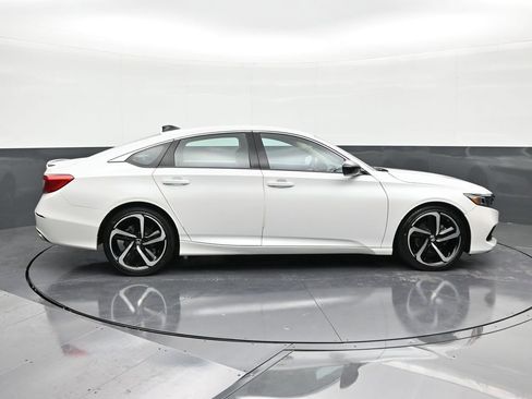 Used 2021 Honda Accord Sport Special Edition image 6