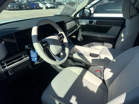 New 2026 Hyundai Santa Fe SE image 12