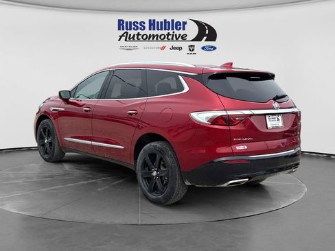 Used 2024 Buick Enclave Essence w/ Sport Touring Edition FWD image 3