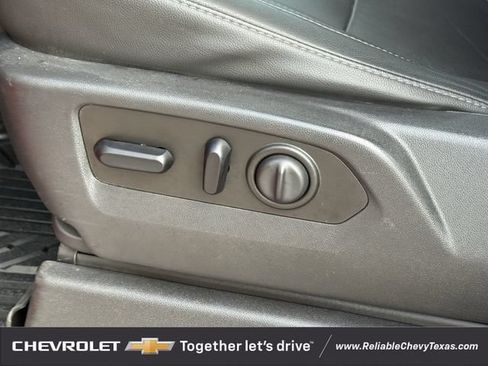Used 2020 Chevrolet Silverado 1500 LT Trail Boss AWD/4WD image 33