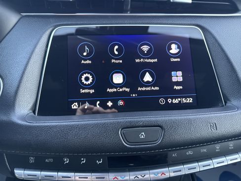 Used 2020 Cadillac XT4 Premium Luxury image 25