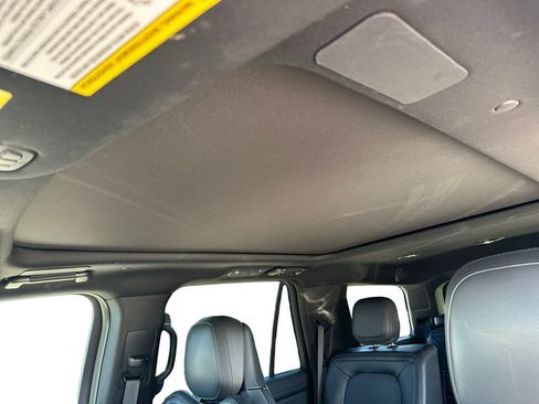 Used 2022 Lincoln Navigator Reserve AWD/4WD image 13