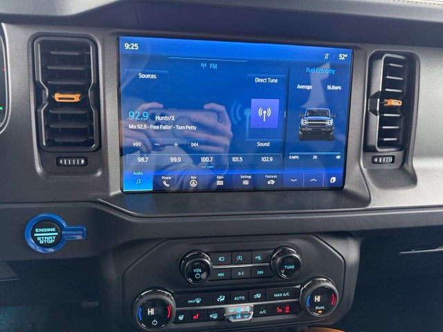 Used 2024 Ford Bronco Badlands AWD/4WD image 16