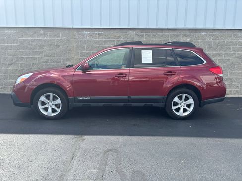 Used 2013 Subaru Outback 2.5i Premium w/ Popular Pkg 1A image 4