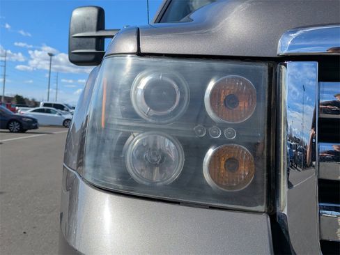 Used 2013 GMC Sierra 2500 SLT w/ SLT Convenience Package image 41