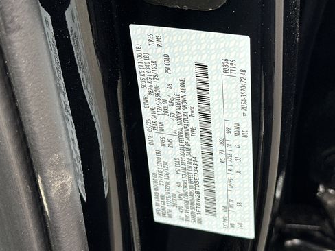 New 2025 Ford F250 Lariat w/ Black Appearance Package image 28