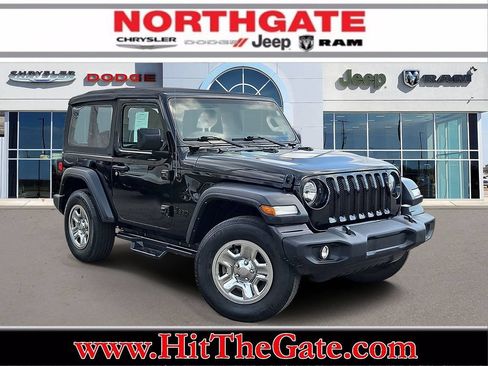 Used 2023 Jeep Wrangler Sport AWD/4WD image 1