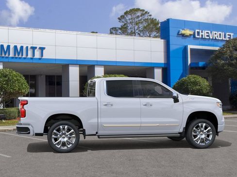 New 2026 Chevrolet Silverado 1500 High Country AWD/4WD image 5