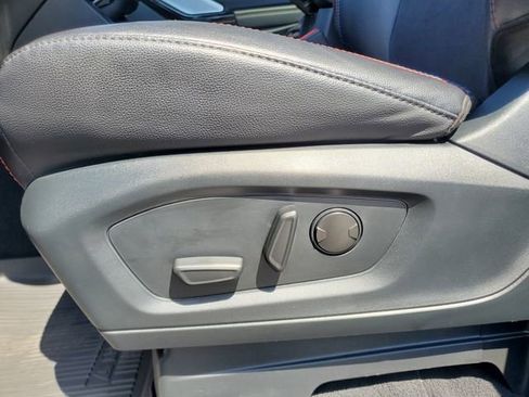 Used 2023 Ford Explorer ST w/ Equipment Group 401A image 5