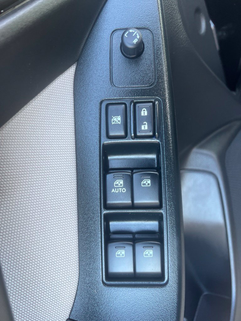 Used 2016 Subaru Forester 2.5i AWD/4WD image 43