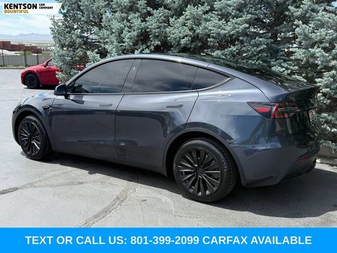 Used 2024 Tesla Model Y Long Range AWD/4WD image 5