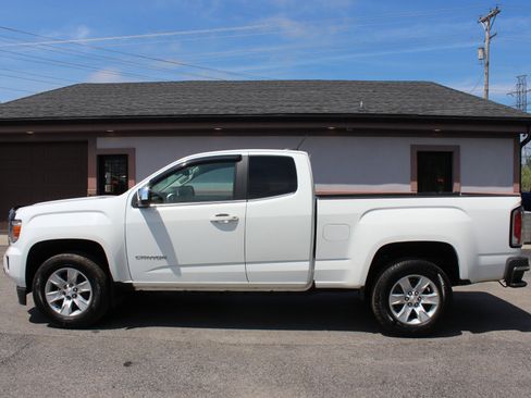 Used 2015 GMC Canyon SLE w/ SLE Convenience Package RWD image 10