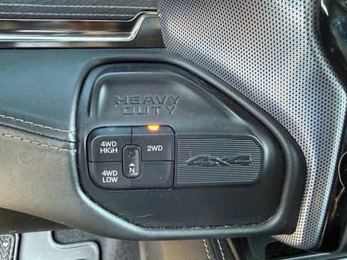 Used 2020 RAM 3500 Limited AWD/4WD image 26