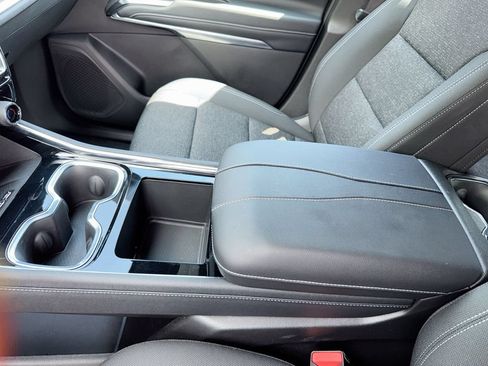 Used 2026 Chevrolet Traverse LT w/ Driver Confidence Package FWD image 24