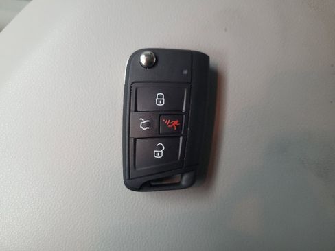Used 2020 Volkswagen Jetta S w/ Driver Assistance Package FWD image 32