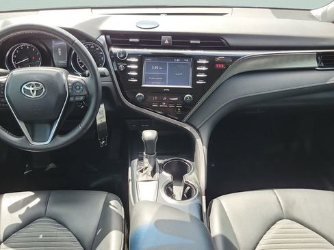 Certified 2020 Toyota Camry SE FWD image 11