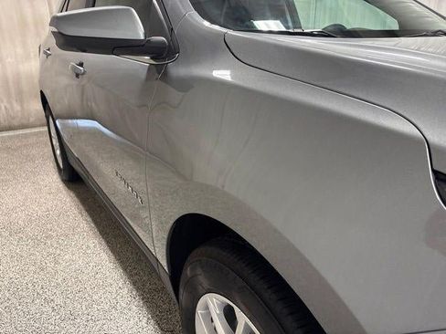 Used 2024 Chevrolet Equinox LT AWD/4WD image 9