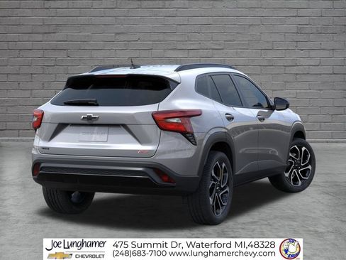 New 2026 Chevrolet Trax RS w/ Driver Confidence Package FWD image 4