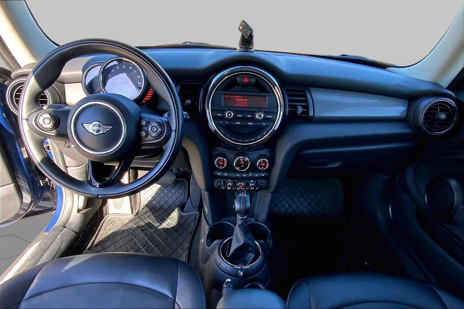 Used 2016 MINI Cooper 2-Door Hardtop FWD image 14