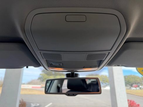 Used 2012 Volkswagen Passat 2.5 SE image 17