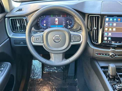 Used 2025 Volvo XC60 B5 Core w/ Protection Package Premier image 15
